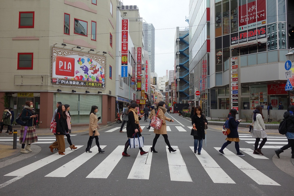 Nein, nicht Abbey Road in Tokyo...
